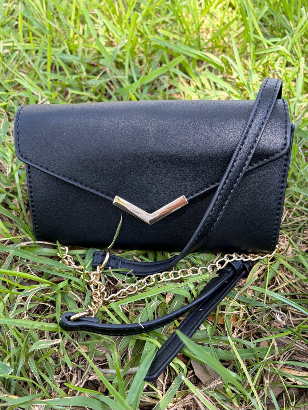 Urban Expressions Black Crossbody Bag with Gold V Accent